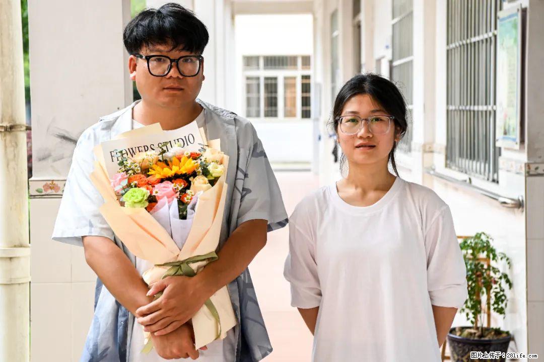 全网追的“扁担女孩”,找了一份暑假工,时薪12元 - 漯河生活资讯 - 漯河28生活网 luohe.28life.com